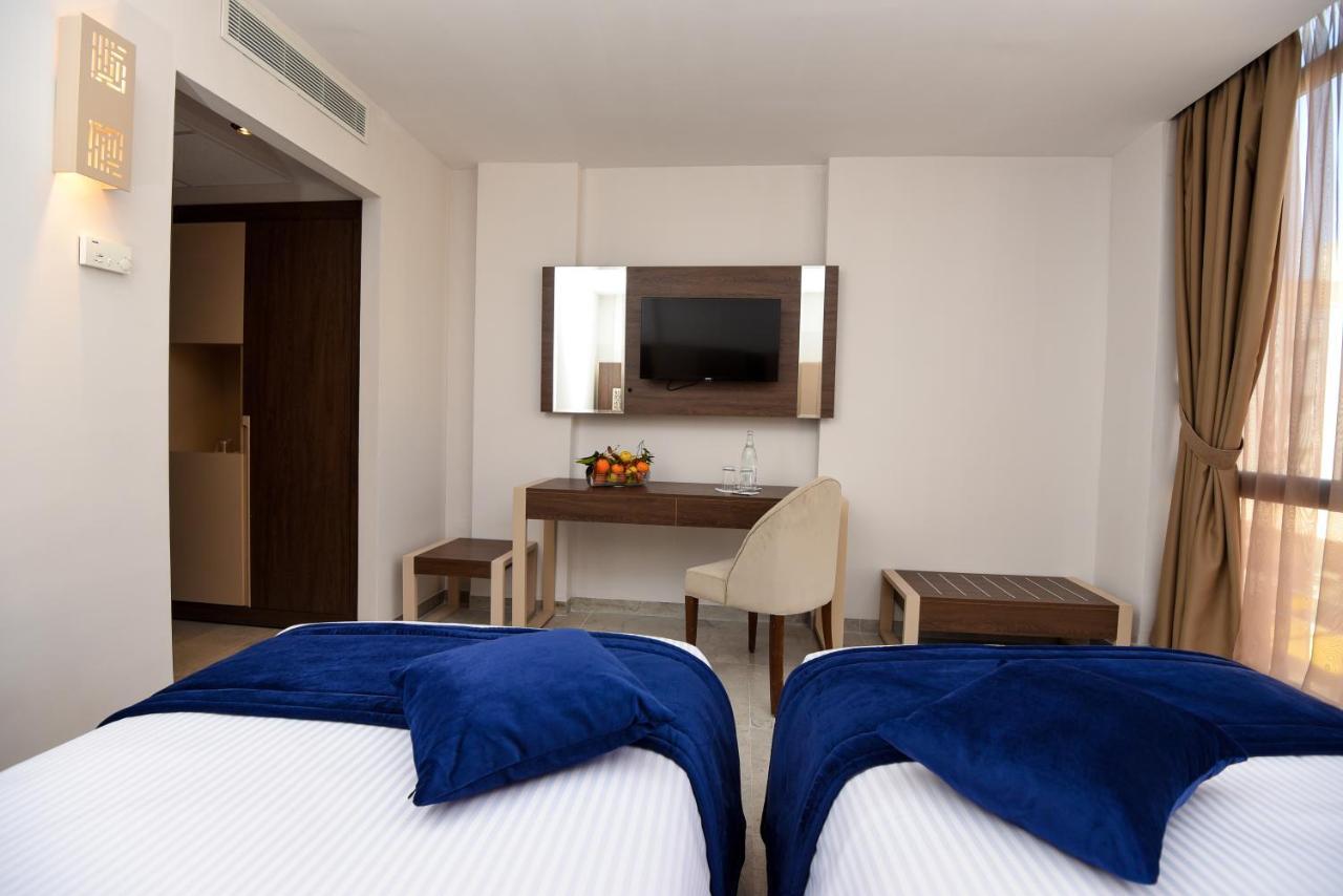 Hotel Lescure Business And Spa Megrine ภายนอก รูปภาพ