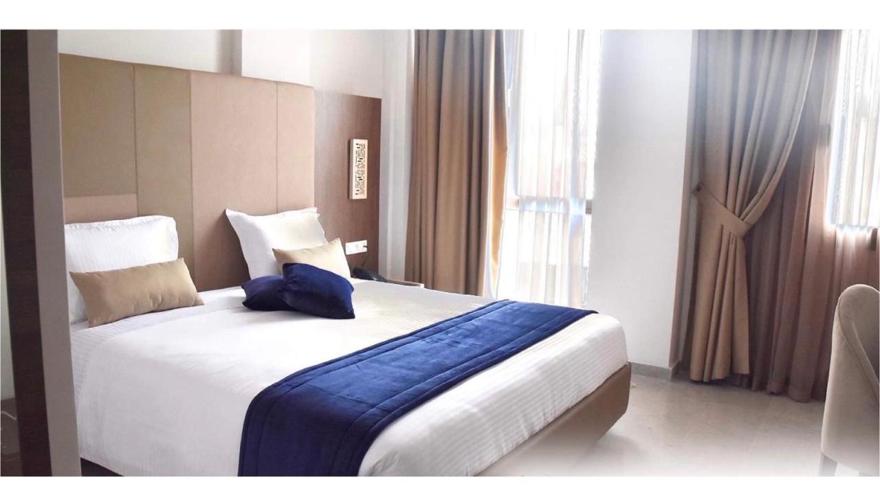 Hotel Lescure Business And Spa Megrine ภายนอก รูปภาพ